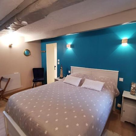 Apartamento Le Rez De Jardin Honfleur Exterior foto