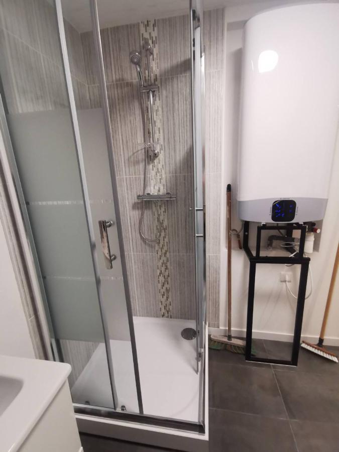 Apartamento Le Rez De Jardin Honfleur Exterior foto